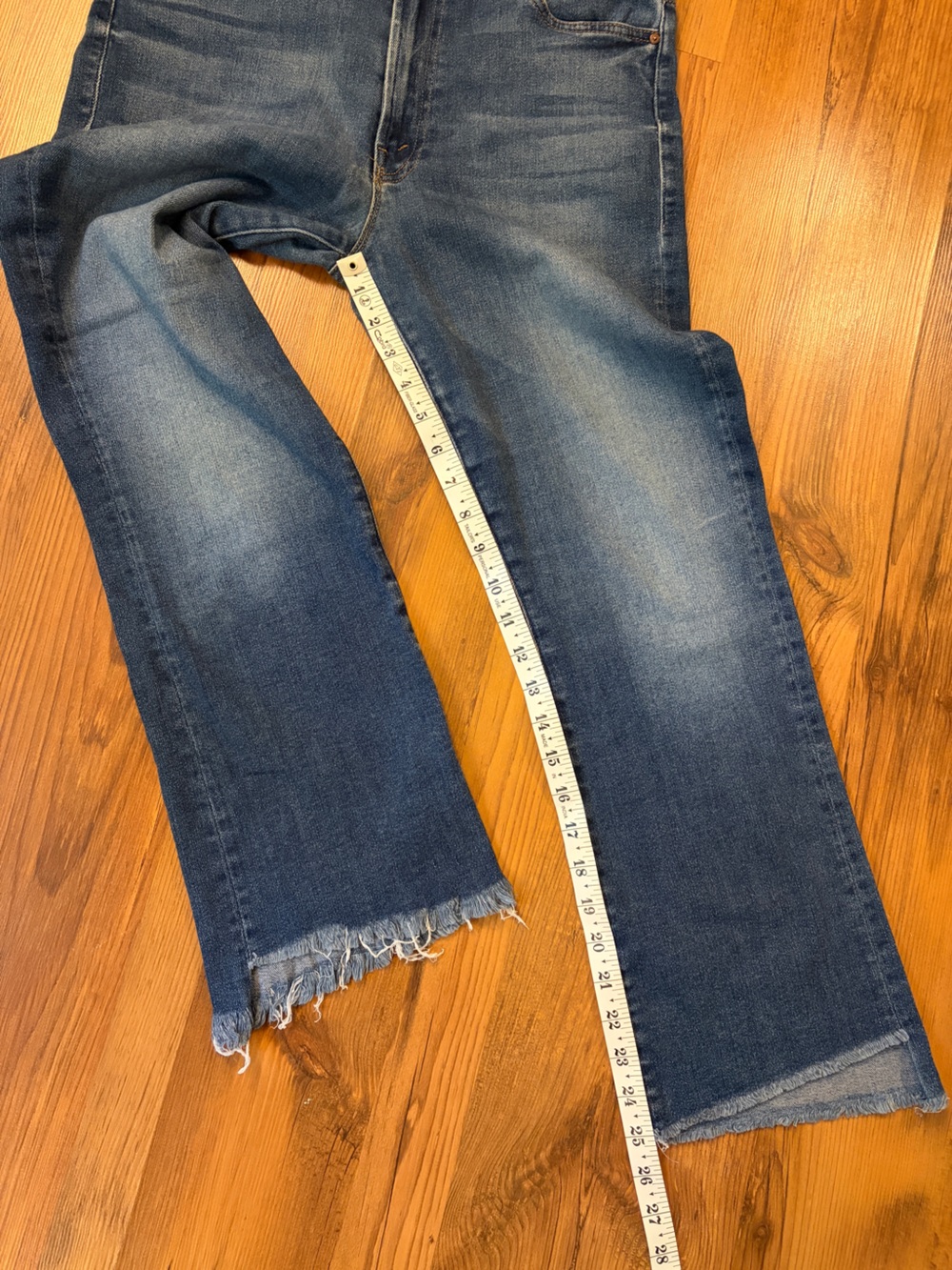 MOTHER Insider Crop Step Fray Jeans Sweet and Sassy Wash 30 - Picture 15 of 15